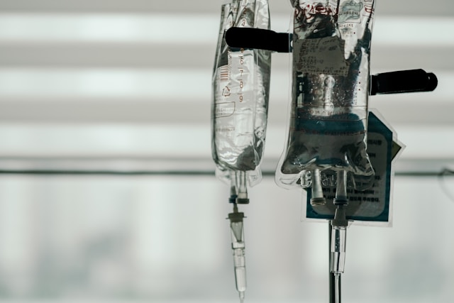 You are currently viewing The Benefits of Hangover IV Fluids: A Solution to Quickly Rehydrate Your Body