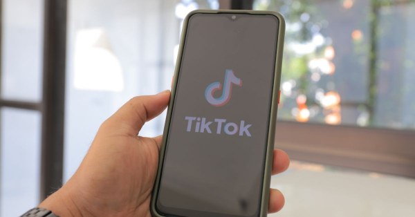 You are currently viewing Gunakan Jasa Promosi TikTok agar Produk Cepat Viral dan Laris